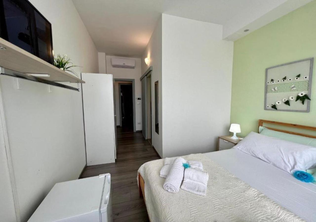 B & B Cavalieri Di Rodi Gallipoli Buitenkant foto